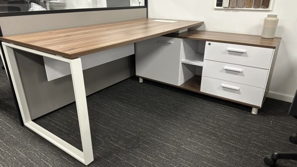 AERO Office Suite 1800 - Casnan Walnut Finish AERO Office Suite 1800 - Casnan Walnut Finish