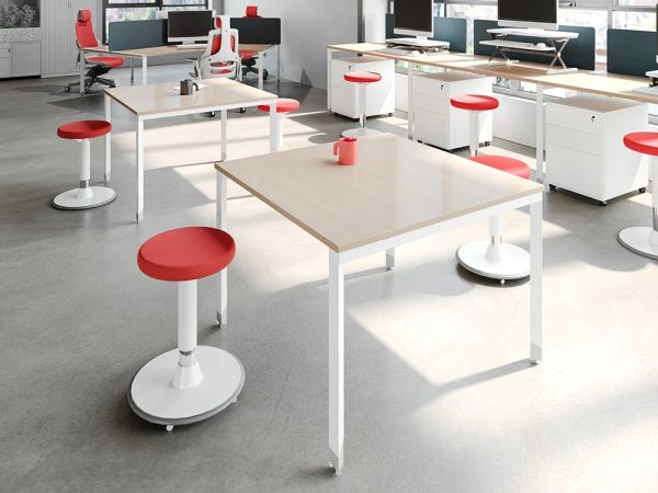 Fangle Stool on Castor Fangle Stool on Castor