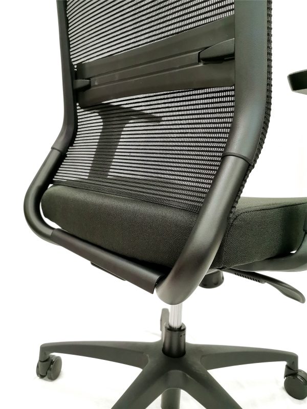 Onyx Mesh Back Task Chair