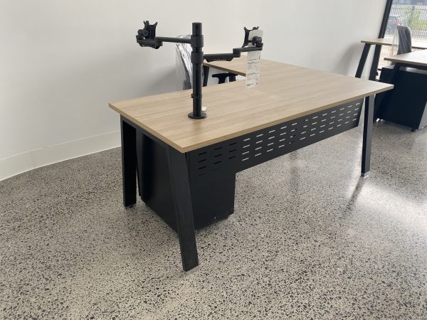 Edge Metal Frame Corner Workstation 1500 - Many Options Edge Metal Frame Corner Workstation 1500 - Many Options