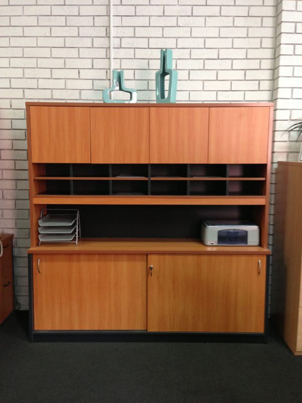Wall Unit With Double Pigeon Holes and Cupboard - 4 Colours