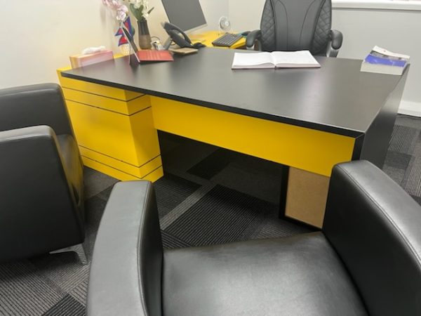 Envo 21 Executive Suite 2100W Envo 21 Executive Suite 2100W